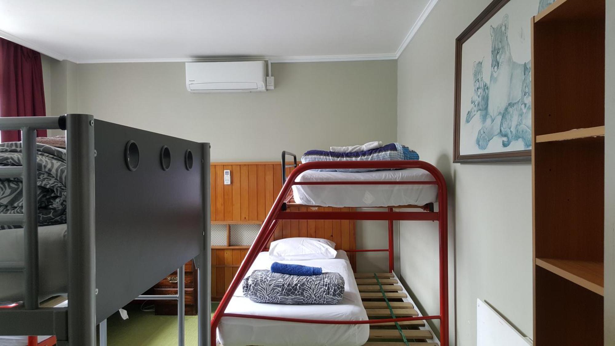 Ariki Backpackers Hostel New Plymouth Bilik gambar